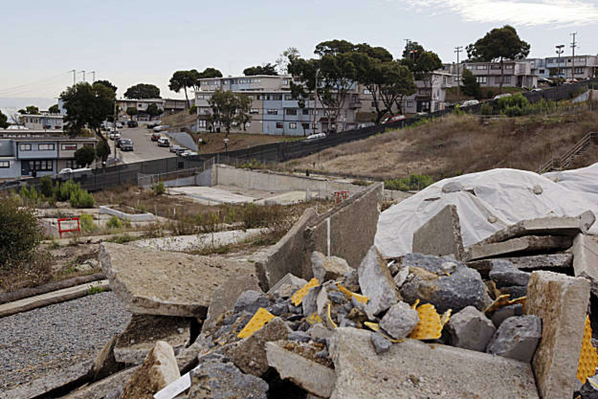 Fixing mess at Hunters View won't be quick, easy or cheap, image size:1920x1281