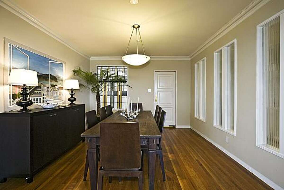 Reduced Russian Hill condo with views