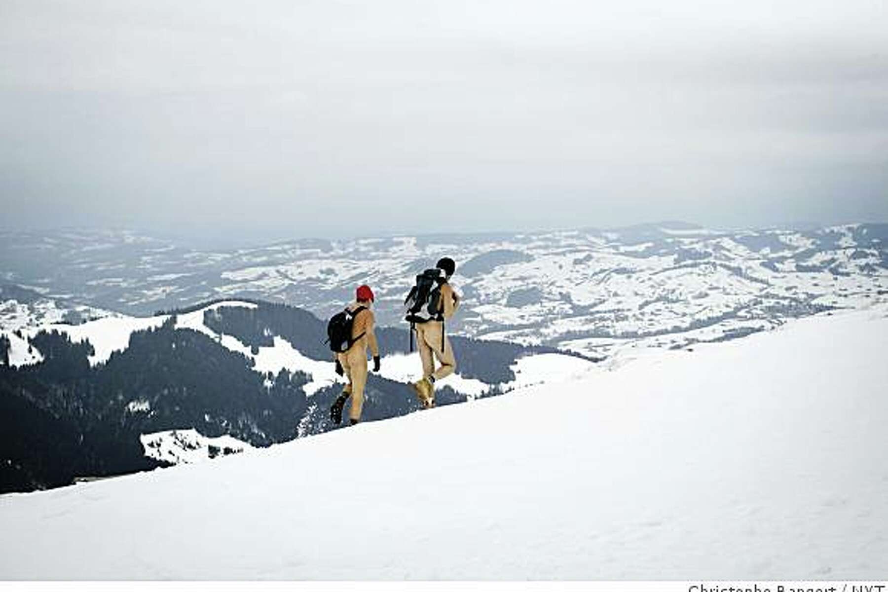 Nude Girl Groups Hikers Telegraph