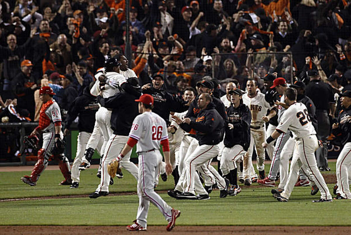 Giants World Series 1 win away after Game 4 win Giants World Series 1 win away after Game 4 win