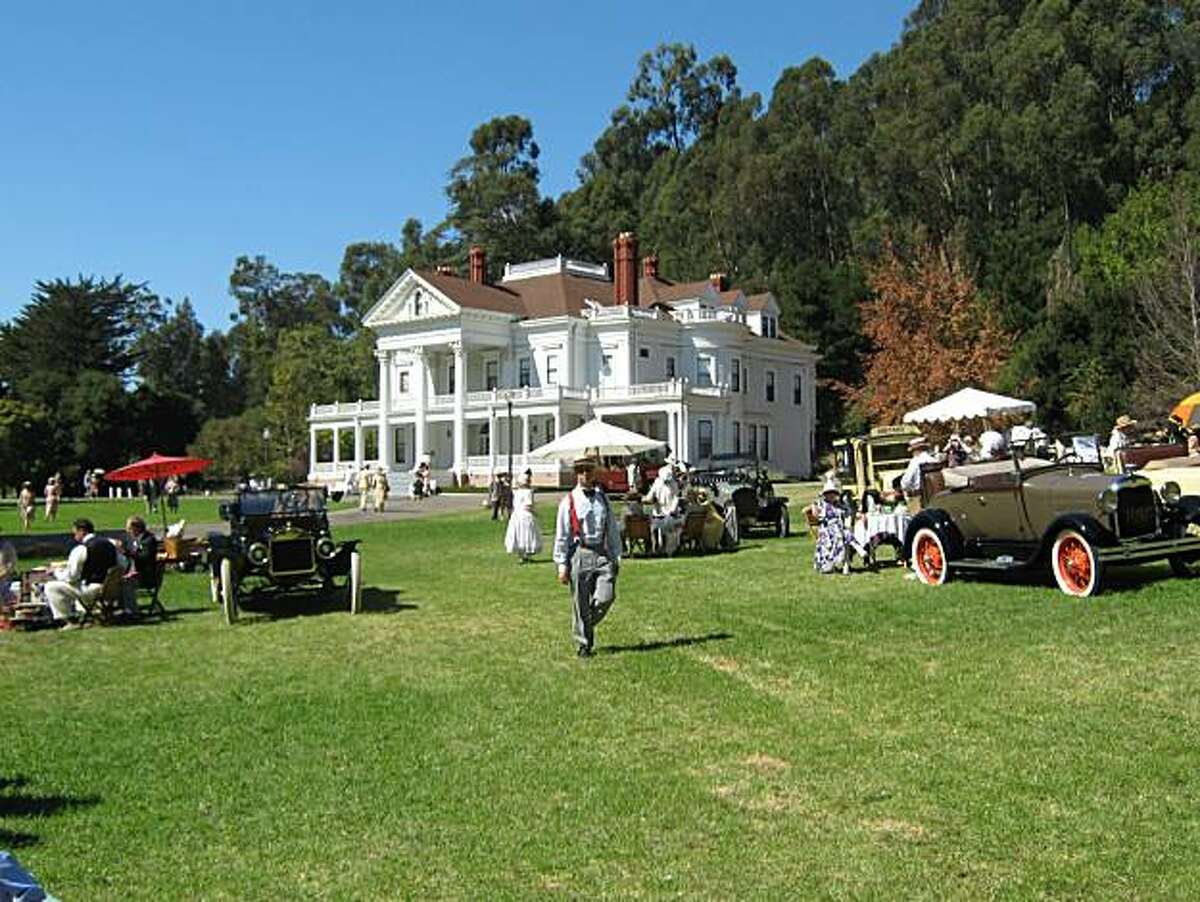 Dunsmuir House, Peralta Oaks Court, Oakland