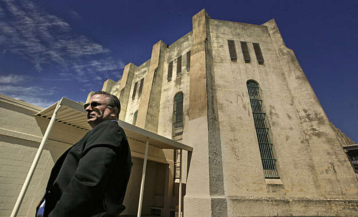 Acting Warden, Vincent Cullen just outside the Lethal Injection Facility,(left) which is on the edge of the South Block detention area. Officials from San Quentin State Prison conduct a tour of the newly completed Lethal Injection Facility, on Tuesday Sept. 21, 2010 in San Quentin, Calif.