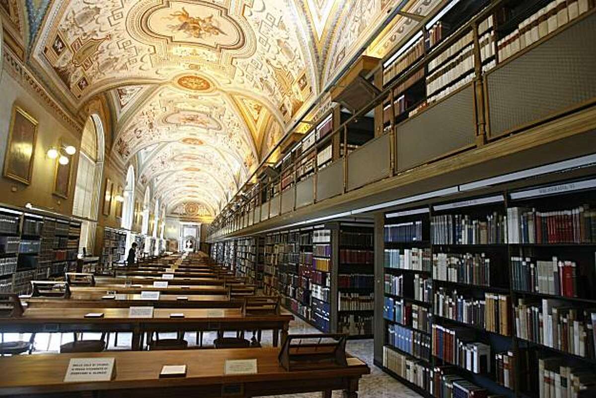 Vatican library reopens after 3year restoration