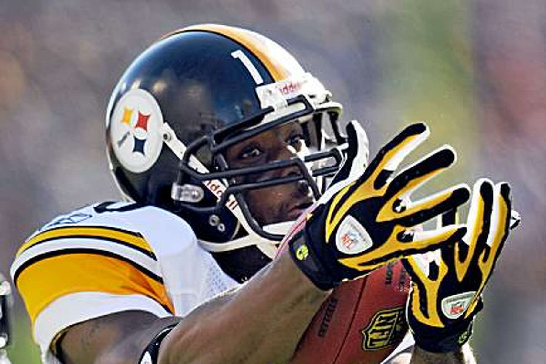 Steelers' Holmes admits to stint dealing drugs