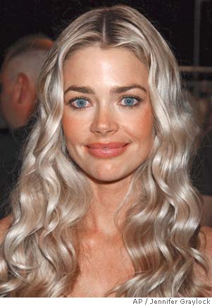 Denise Richards has a baby girl; Cameron Diaz sues the Enquirer; Kylie ...