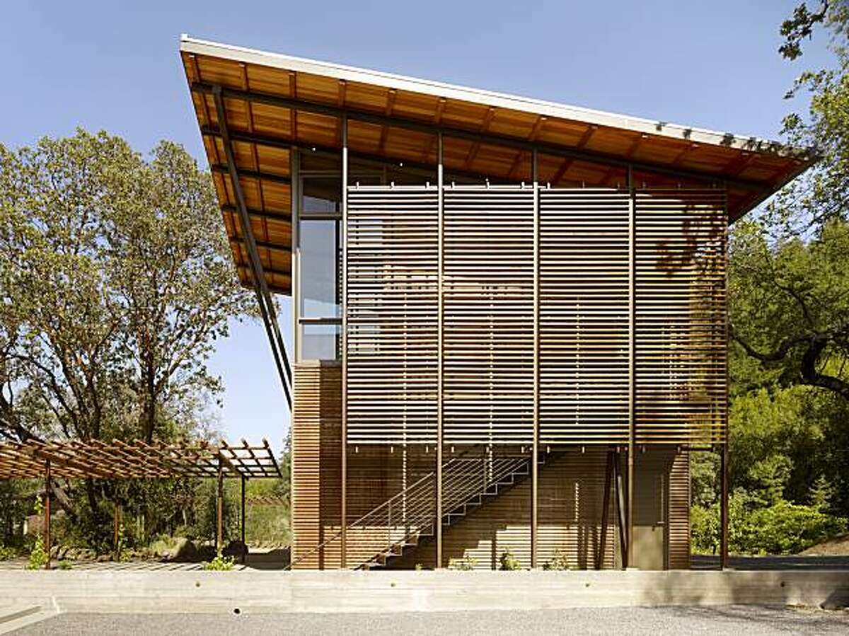 Dramatic Alexander Valley retreat