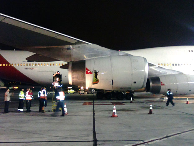 747 Engine Explode 747 makes it back to SFO after engine fails