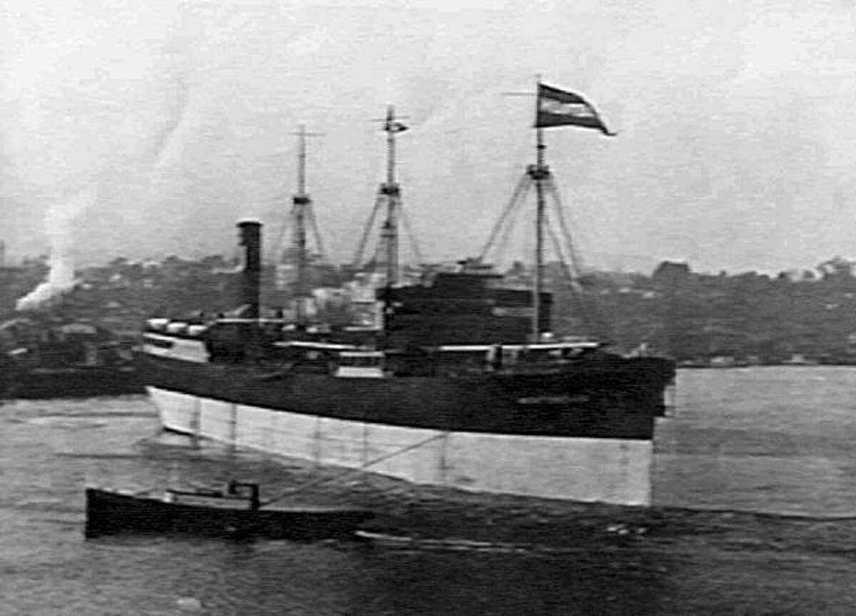 Oil aboard sunken WWII tanker may pose threat