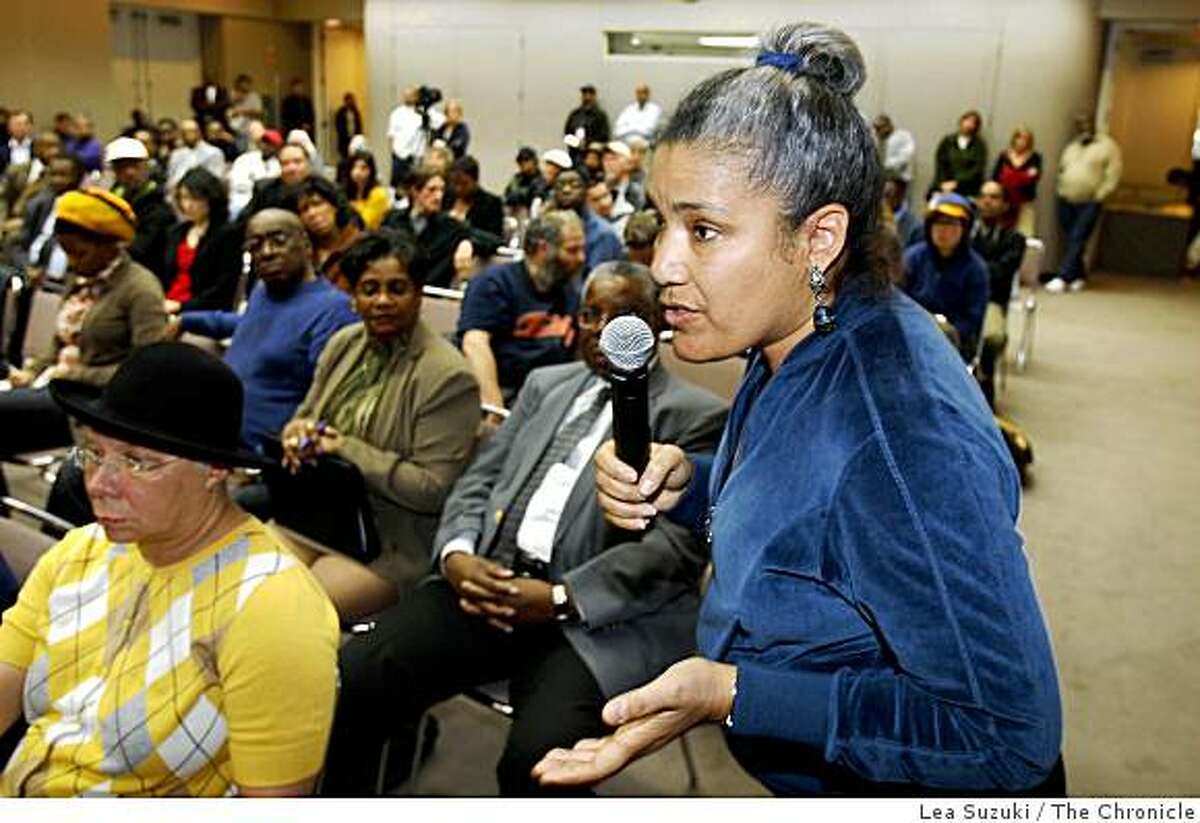 Paula Parker of Oakland speaks during a community meeting held in response to the shooting of Oscar Grant in the Lawrence D. Dahms Auditorium at the Joseph P. Bort MetroCenter in Oakland, Calif. on Sunday January 11 ,2009.