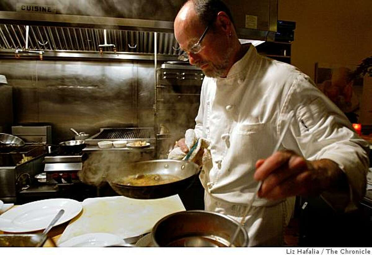 JoJo, a french restaurant in Oakland is down 40 percent in revenue from previous years and will be shutting the place the day after New Year's Eve. Owner/chef Curt Clingman at his restaurant in Oakland, Calif, on Friday, December 5, 2008.