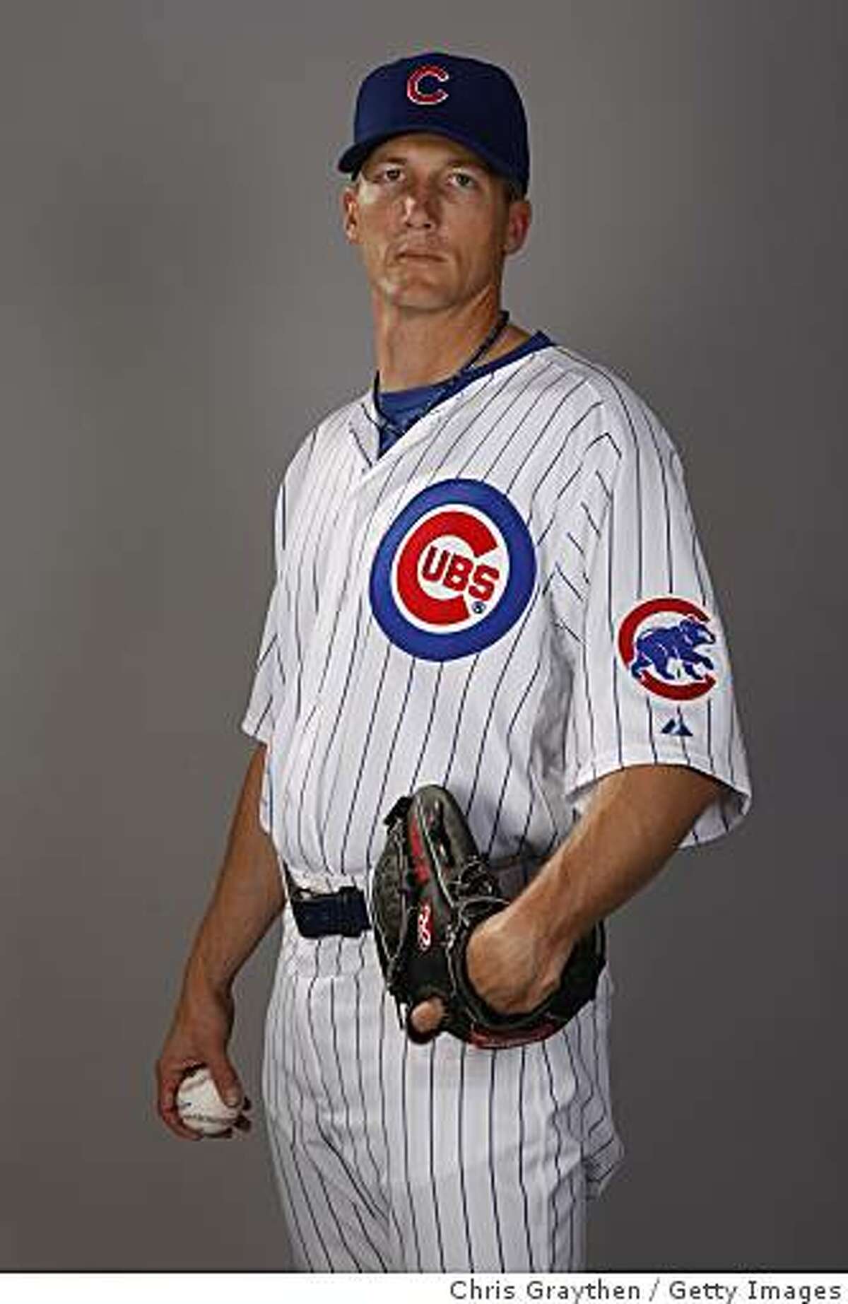 MESA, AZ - FEBRUARY 25: Bob Howry #62 of the Chicago Cubs poses for a photo during Spring Training Photo Day on February 25, 2008 in Mesa, Arizona. (Photo by Chris Graythen/Getty Images)