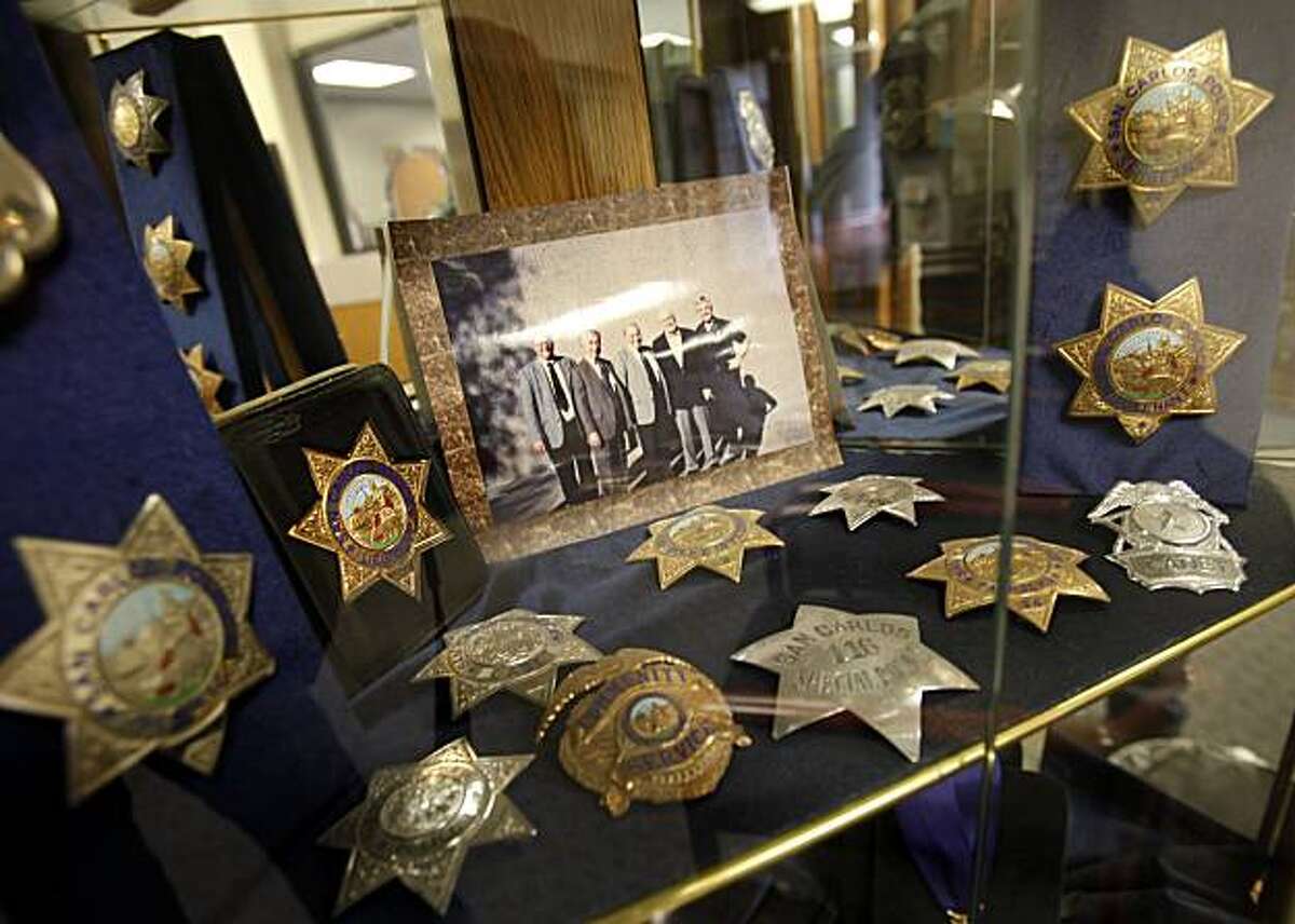 San Carlos considers outsourcing police duties