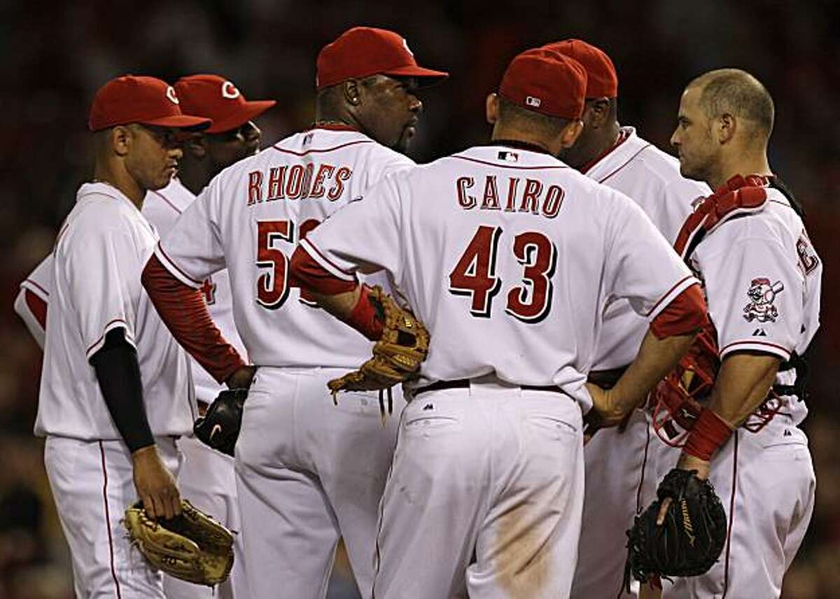 Reds' Brandon Phillips looks up to Dusty Baker