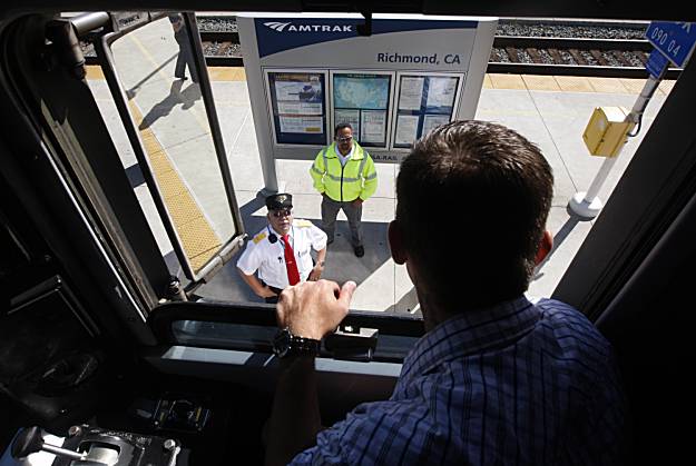 'Safety train' ride shows danger to pedestrians