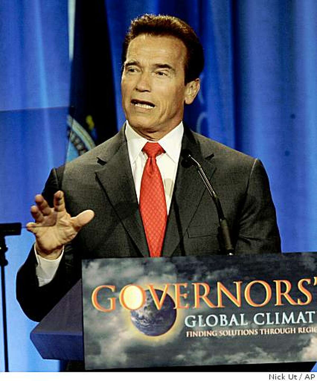 California Gov. Arnold Schwarzenegger speaks at the Governors' Global Climate Summit in Beverly Hills, Calif., Wednesday, Nov 19, 2008. Schwarzenegger, who has advocated strict reductions in greenhouse gas emissions, said he organized the gathering to show local governments in other countries that emissions can be cut without harming the economy.(AP Photo/Nick Ut)