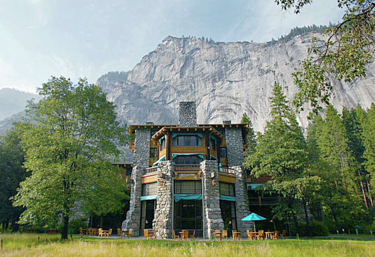 Ahwahnee Lodge At home in nature