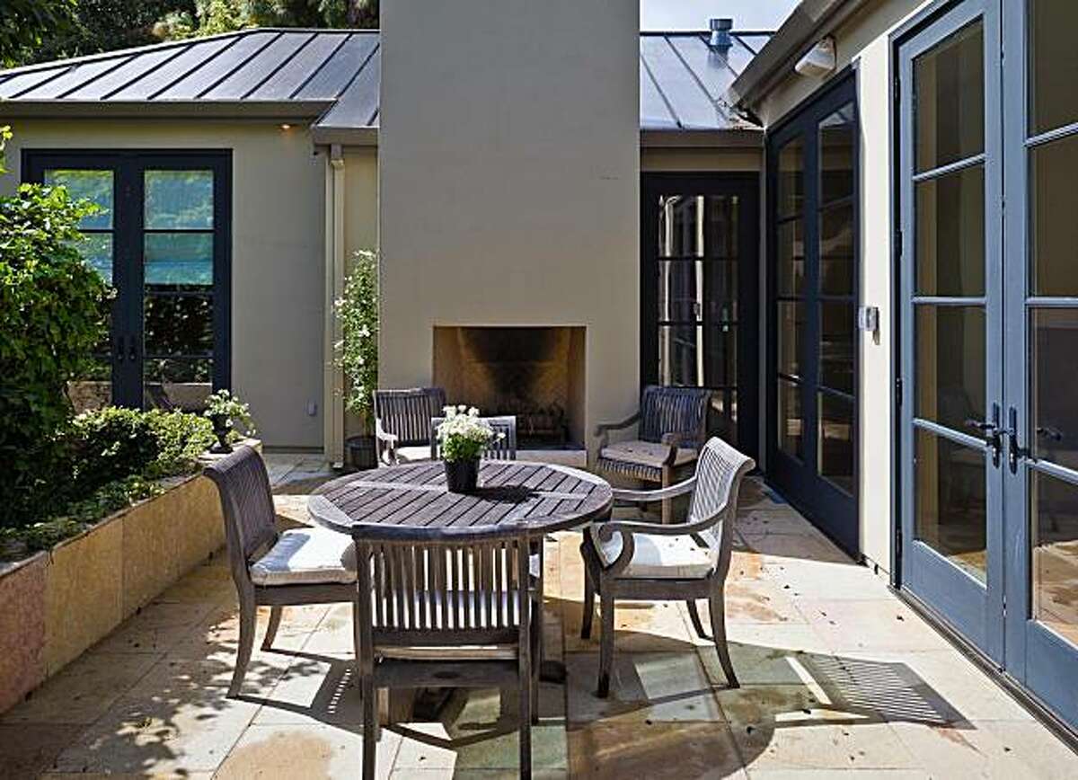 Secluded Palo Alto home