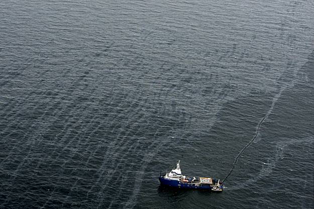 Safety valve preventing more leaks from oil rig