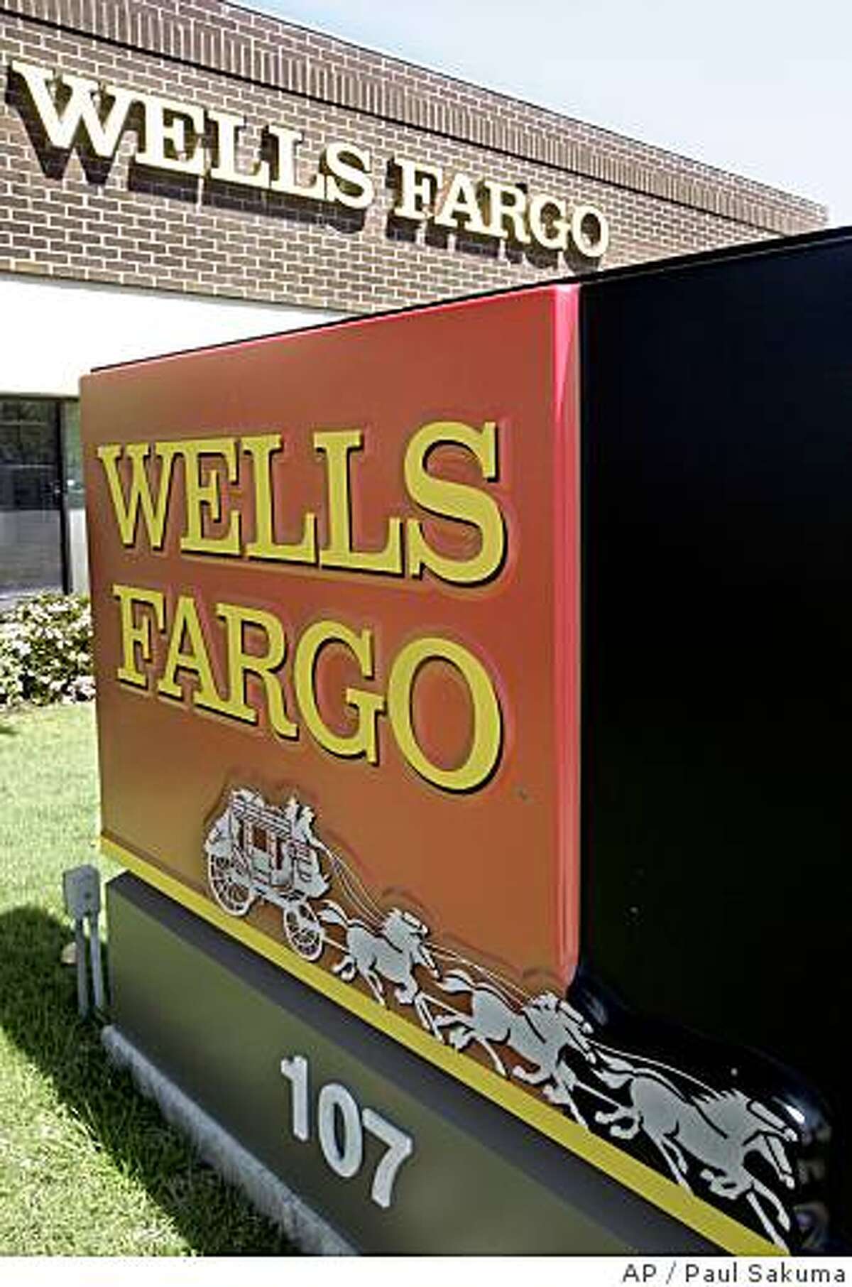Wells Fargo makes a strong bid for Wachovia
