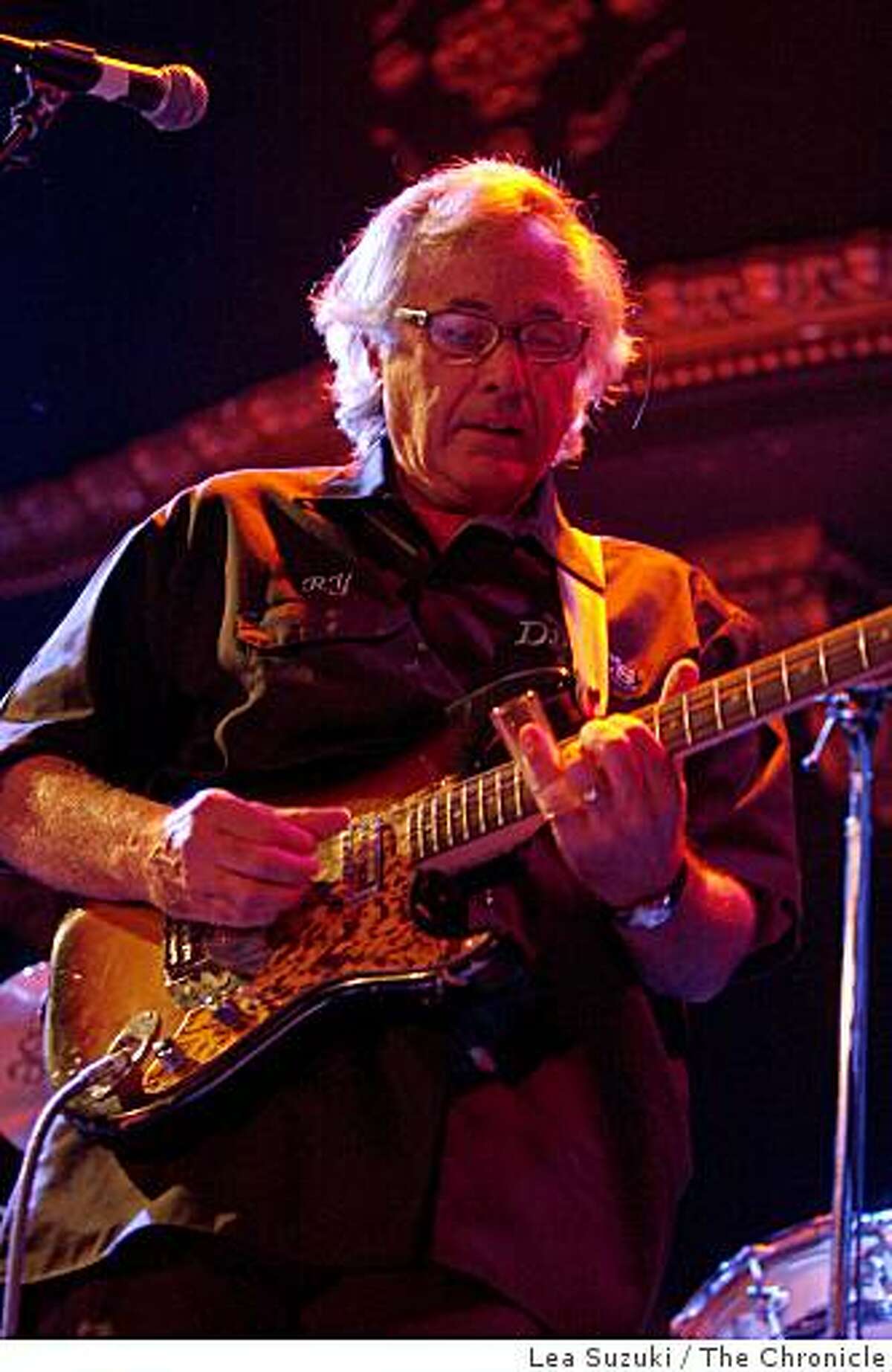 Music review: Rare Ry Cooder gig