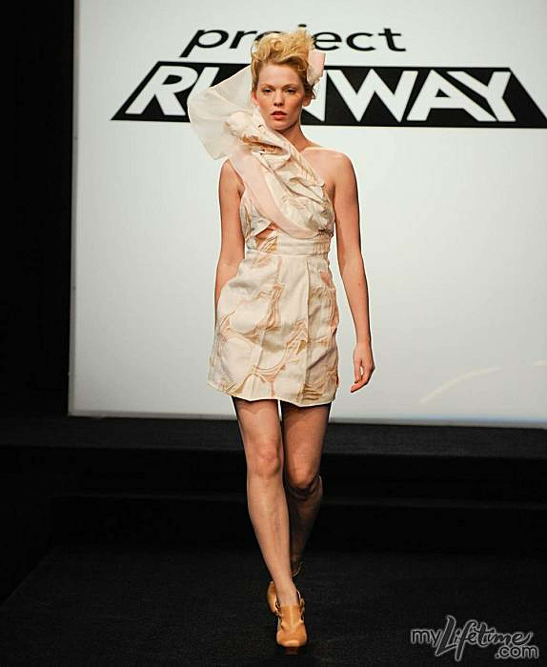 project runway test tube dress Category is: Designers whose first challenge win ever was on All Stars! : r/ ProjectRunway