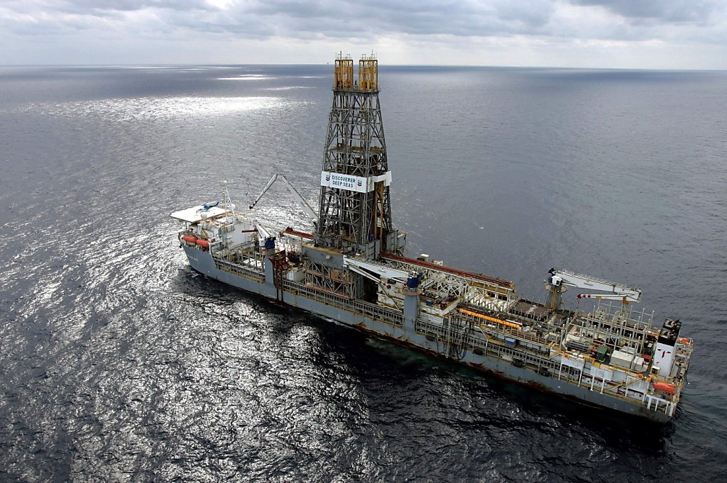 Congress debating end of offshore drilling ban