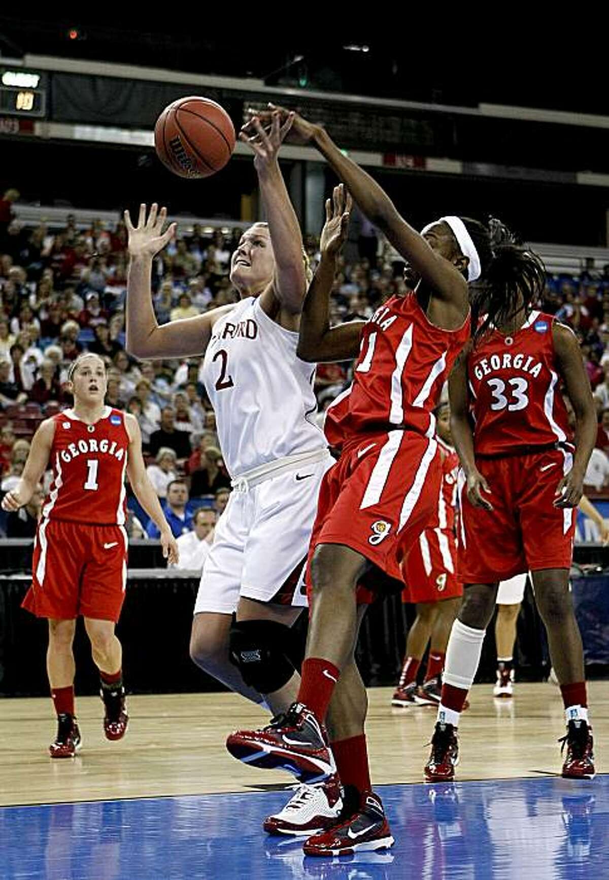 Appel a hit despite misses in Stanford's win