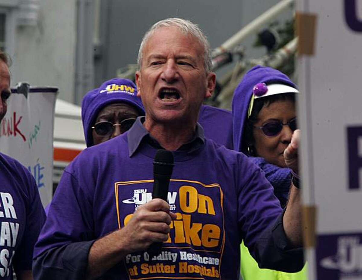 Andy Stern, the president of Service Employees International Union (SEIU) spoke to striking members of his union outside the California Pacific Medical Center in S.F., 3700 California St.