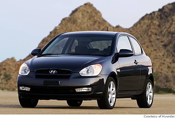 2008 Hyundai Accent SE 3-Door