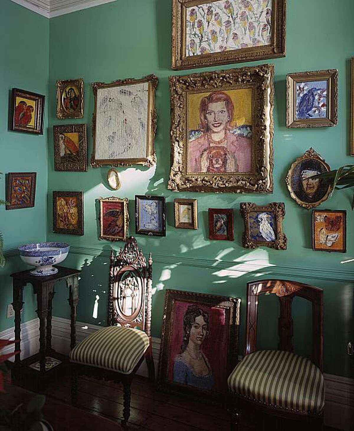 An interior of one of Hunt Slonem's homes