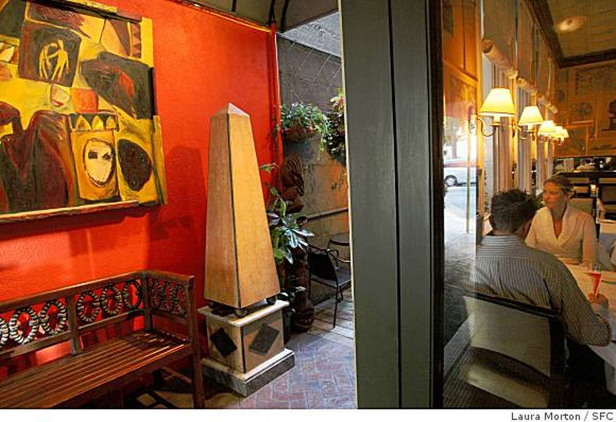 Zare at Fly Trap San Francisco: Why This SOMA Landmark Still Matters