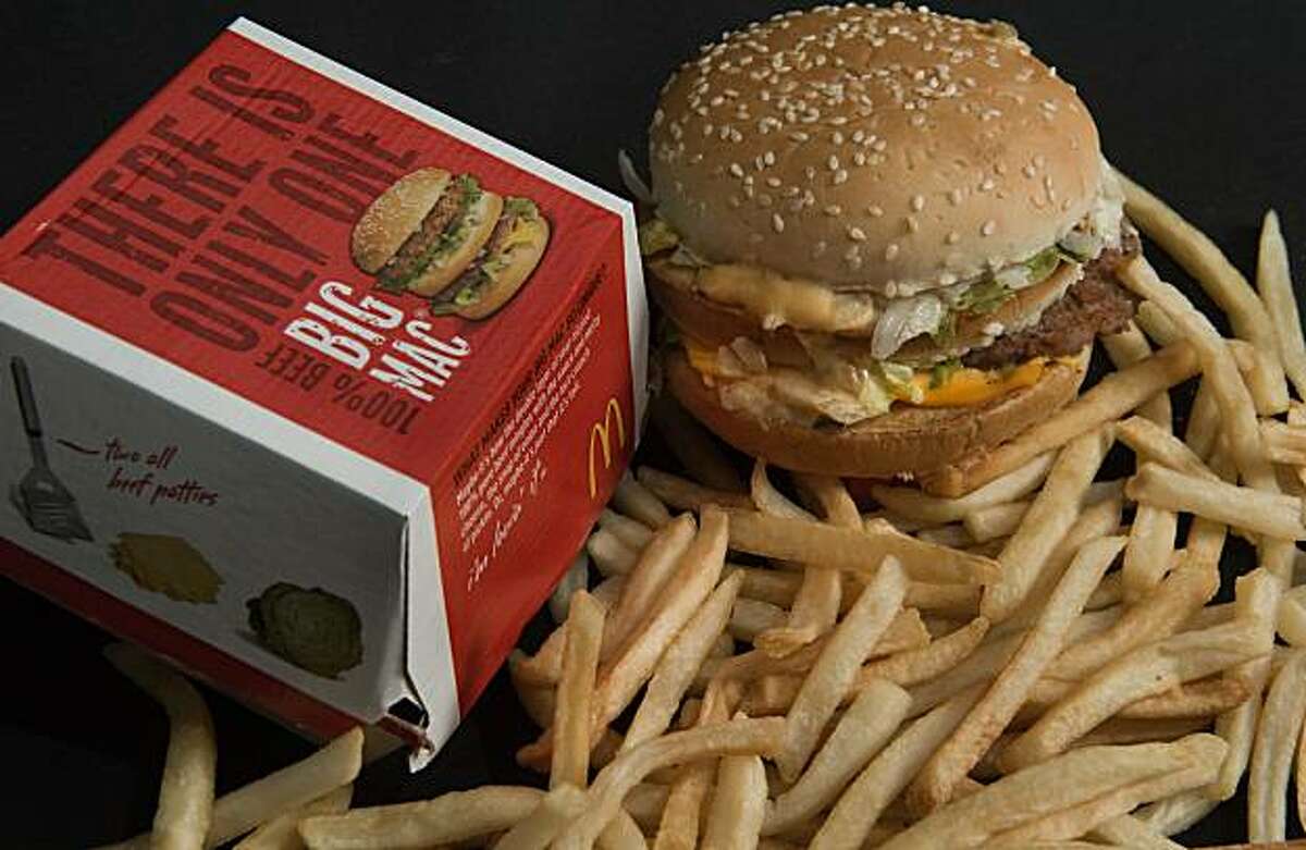 (FILES)A McDonald's Big Mac and French Fries are seen in this photo taken August 12, 2009. Fast-food giant McDonald's on October 22, 2009 served up third-quarter profits that rose six percent from a year ago to 1.26 billion dollars, while revenues fell on unfavorable exchange rates.The earnings were heftier than expected at 1.15 dollars per share, four cents better than the consensus forecast for the July-September period.Revenues fell 4.0 percent to 6.046 billion dollars but would have been higher on a constant currency basis. AFP Photo/Paul J. Richards (Photo credit should read PAUL J. RICHARDS/AFP/Getty Images)