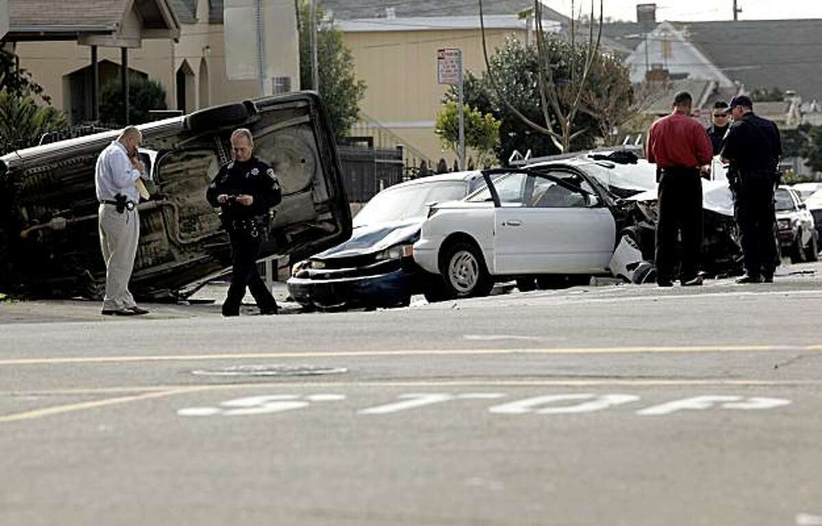 Oakland boy in fatal crash unlicensed, cops say