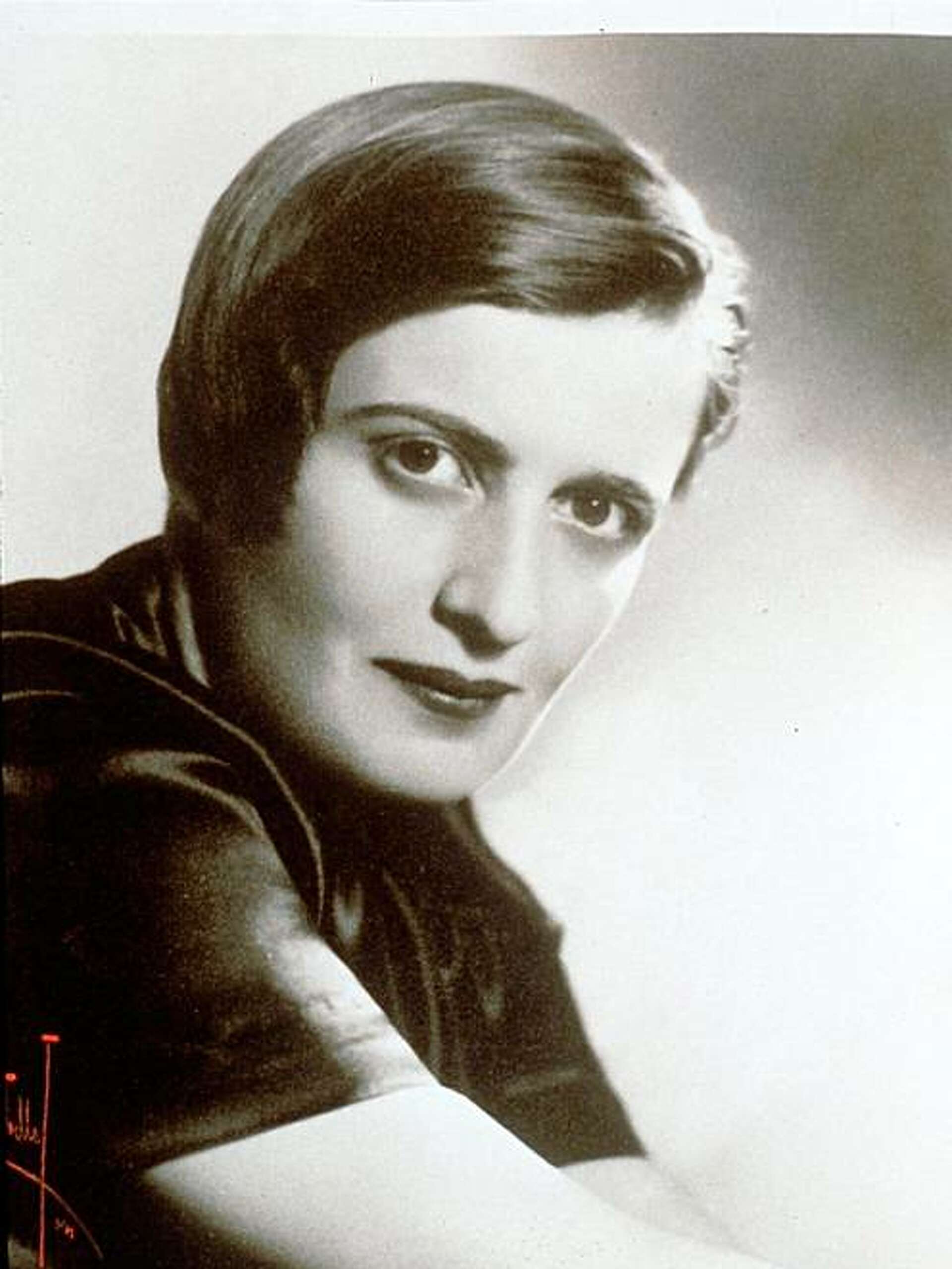 Rand to house luminous, voluminous fine arts library | Cornell Chronicle, image size:1920x2560