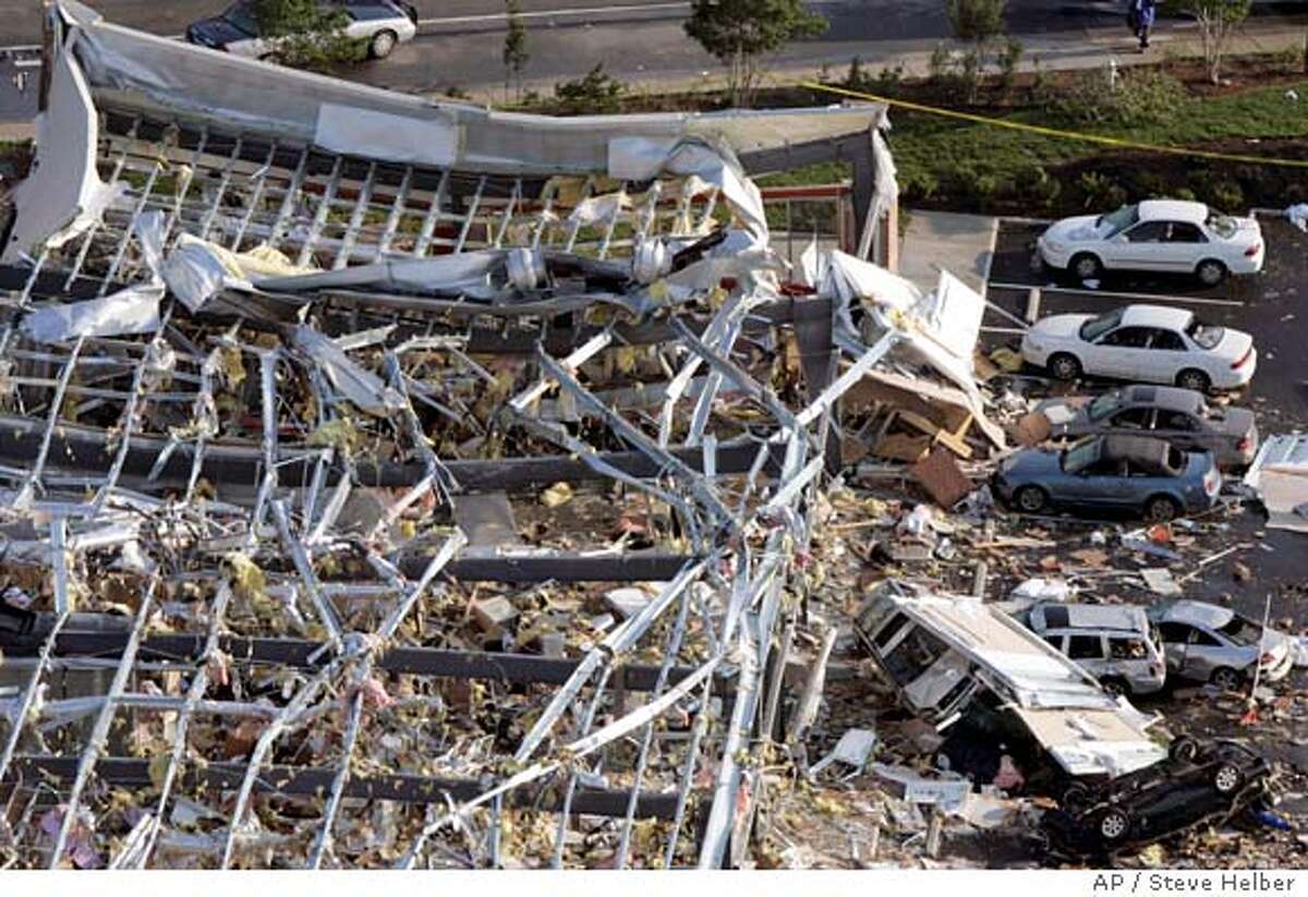 Virginia tornadoes injure hundreds