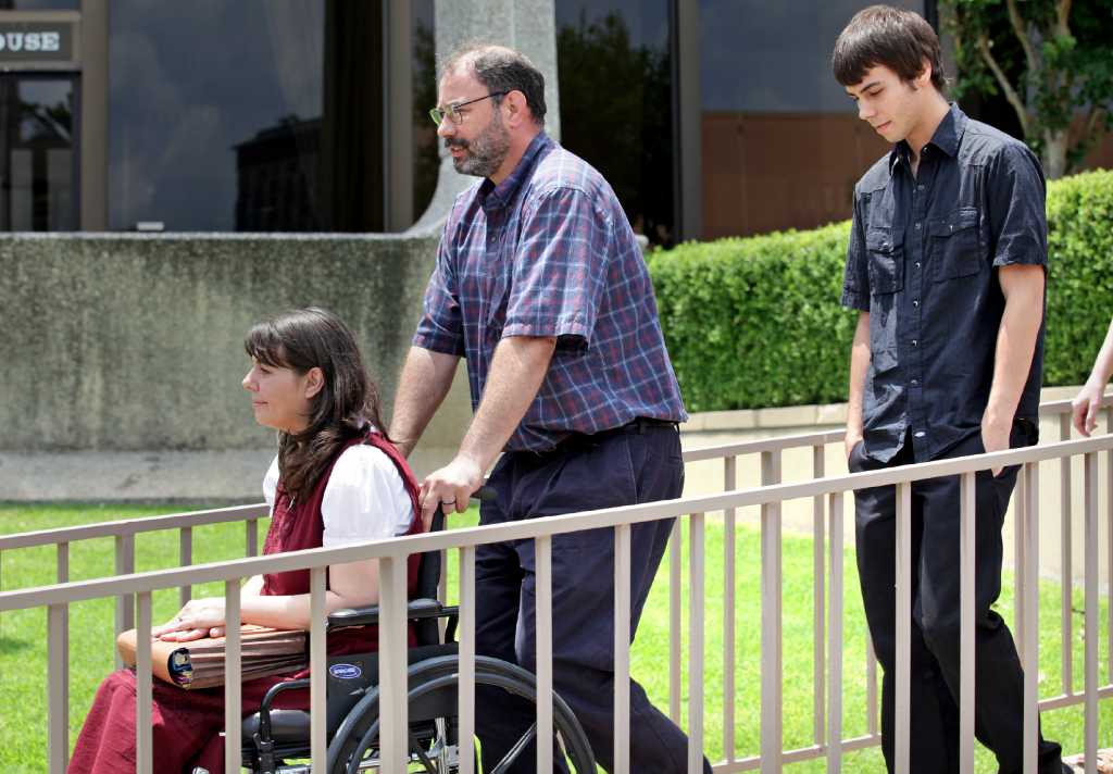 Medina Valley ISD settles prayer suit