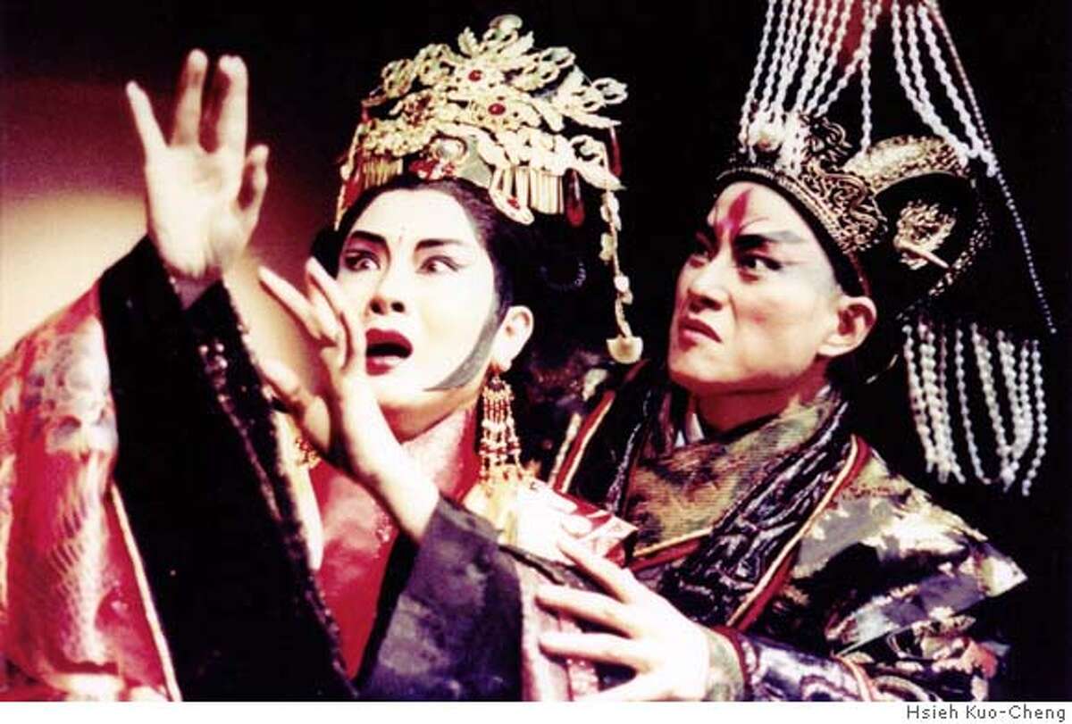 KINGDOM23_PH1.JPG WEI Hai-Ming, left, and WU Hsing-Kuo in "Kingdom of Desire." Courtesy HSIEH Kuo-Cheng