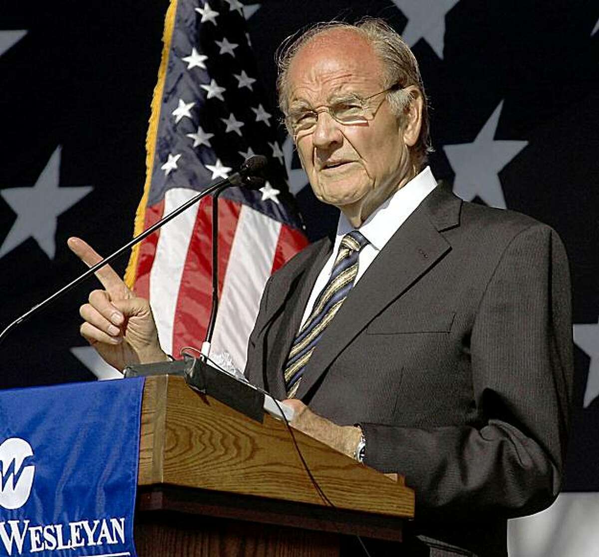 ** ADVANCE FOR SUNDAY, OCT. 29 **Former U.S. Sen. George McGovern, 84, speaks at the dedication of the George and Eleanor McGovern Library Saturday, Oct. 7, 2006 in Mitchell, S.D. (AP Photo/Doug Dreyer)