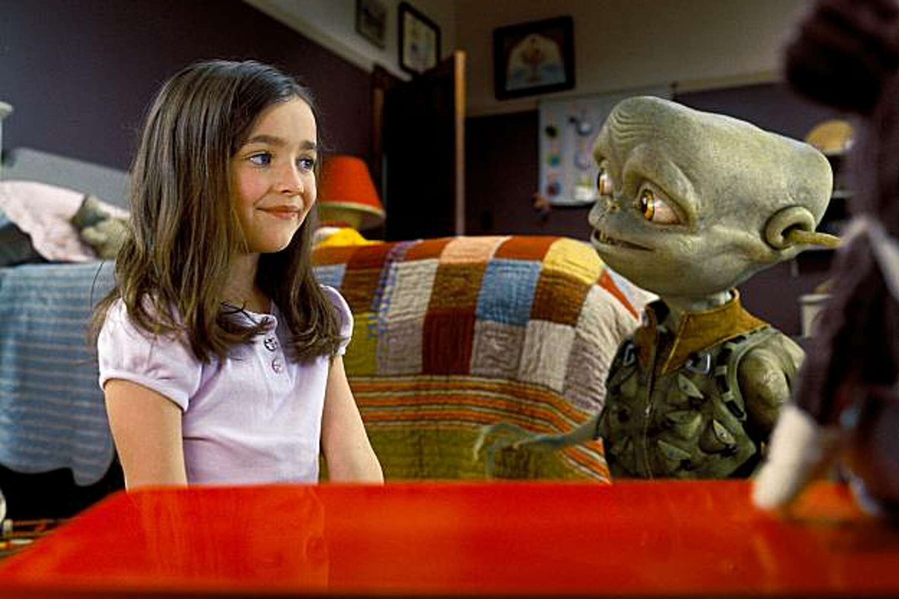 Movie review Aliens in the Attic