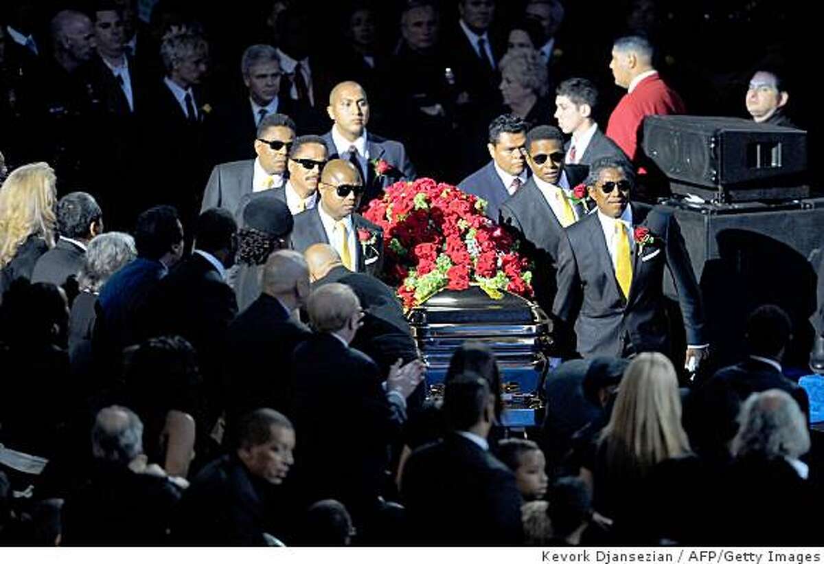 Emotional farewell for King of Pop