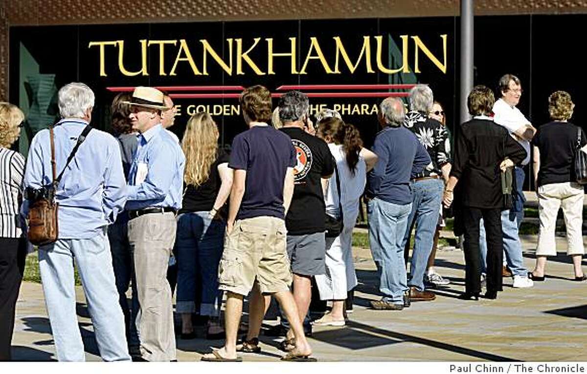 King Tut exhibit opens to the masses