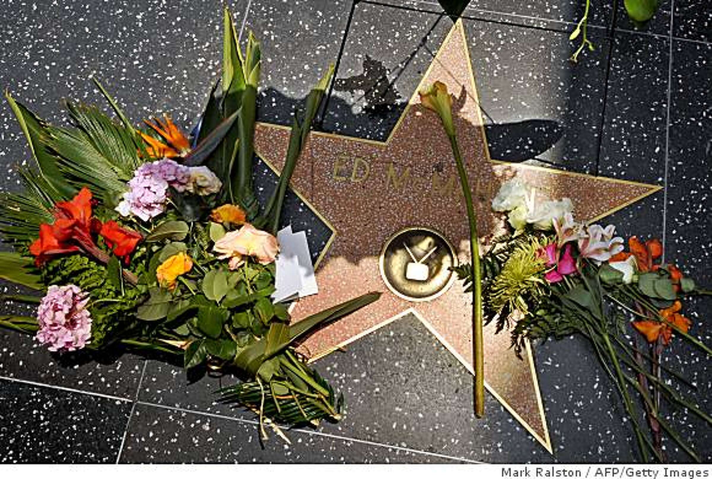 Ed McMahon Johnny Carson's sidekick dies