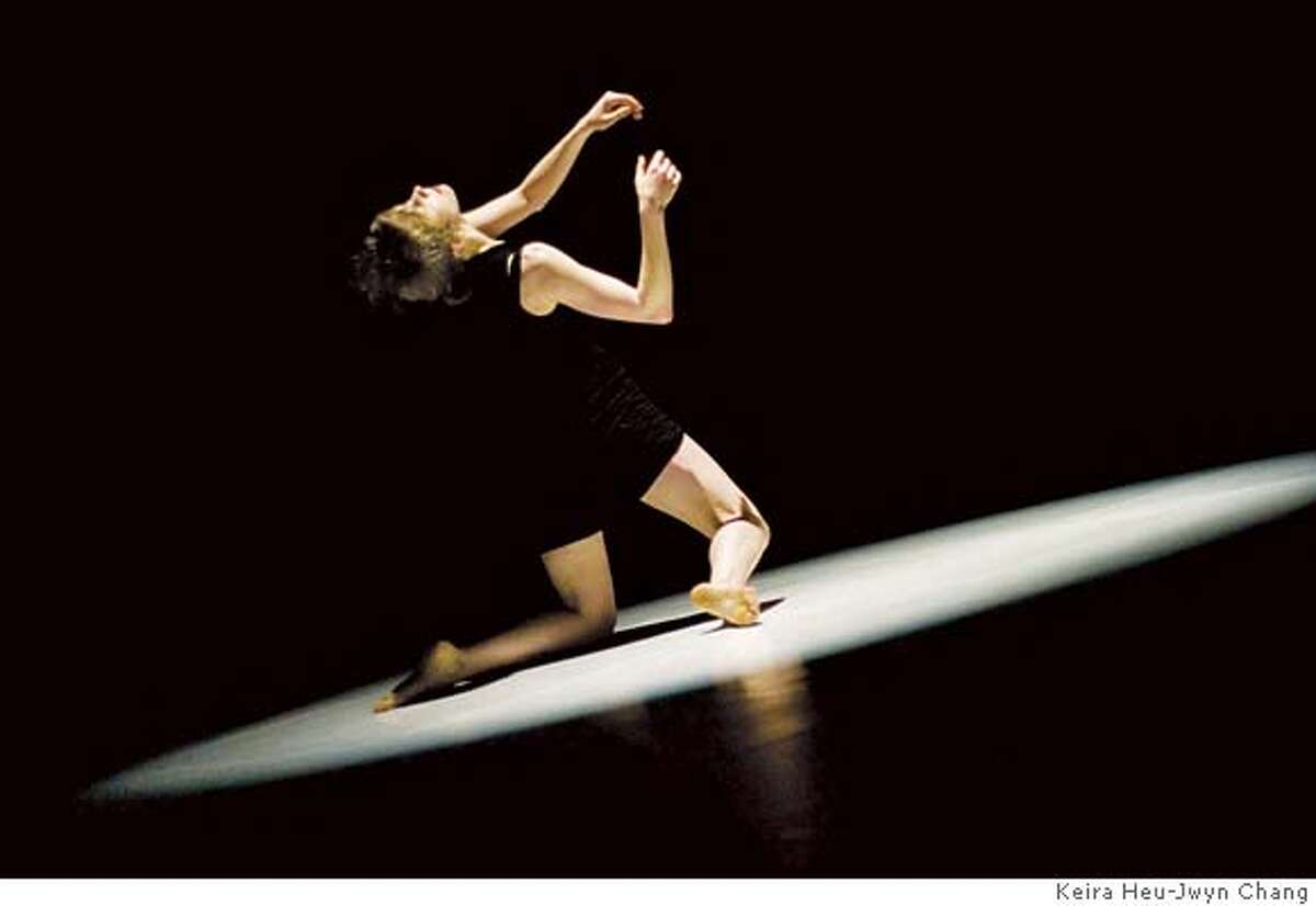 Dancer: Leslie Schickel in Yia Yia, July 2007, Berlin, Germany Photographer: Keira Heu-Jwyn Chang