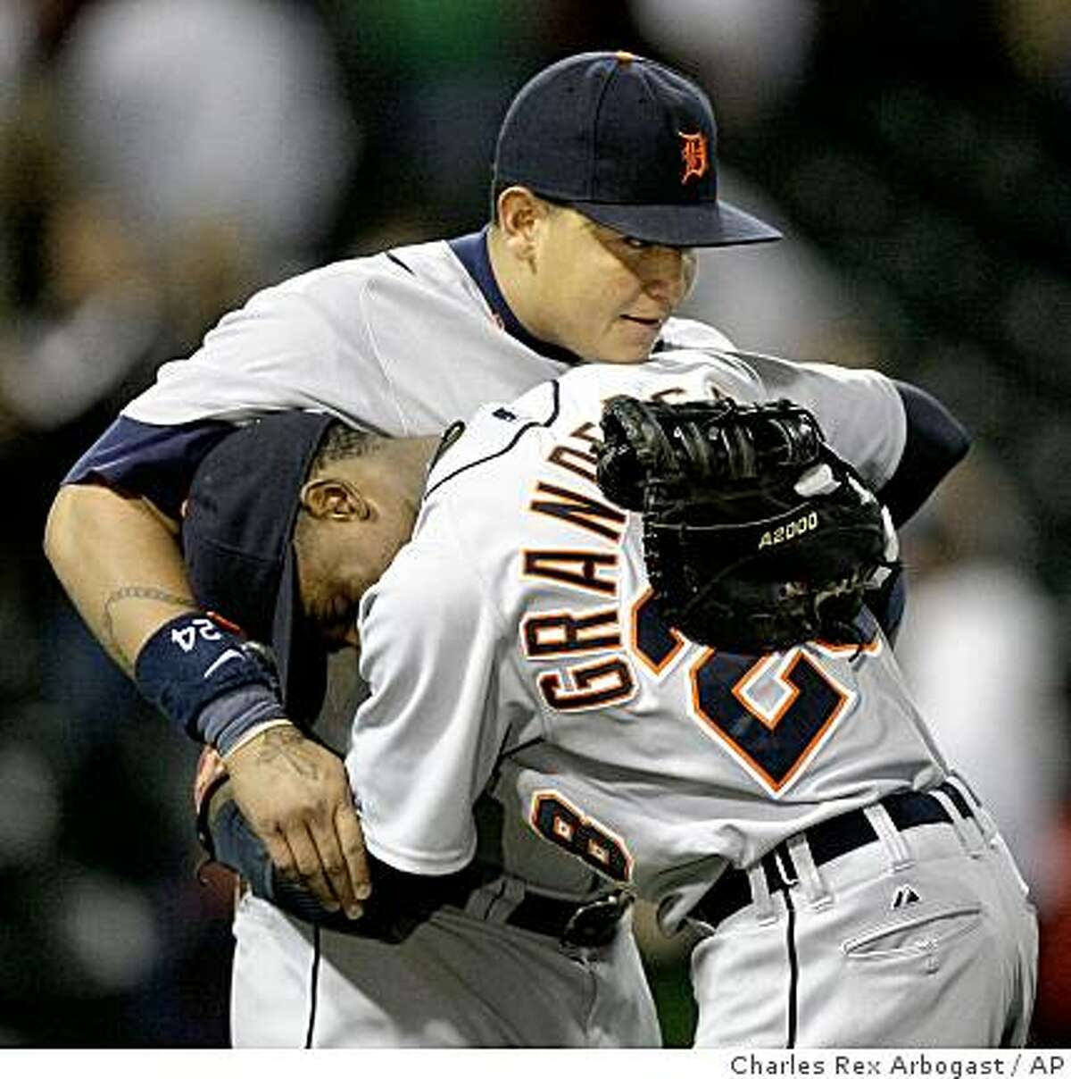 White Sox 6, Tigers 4