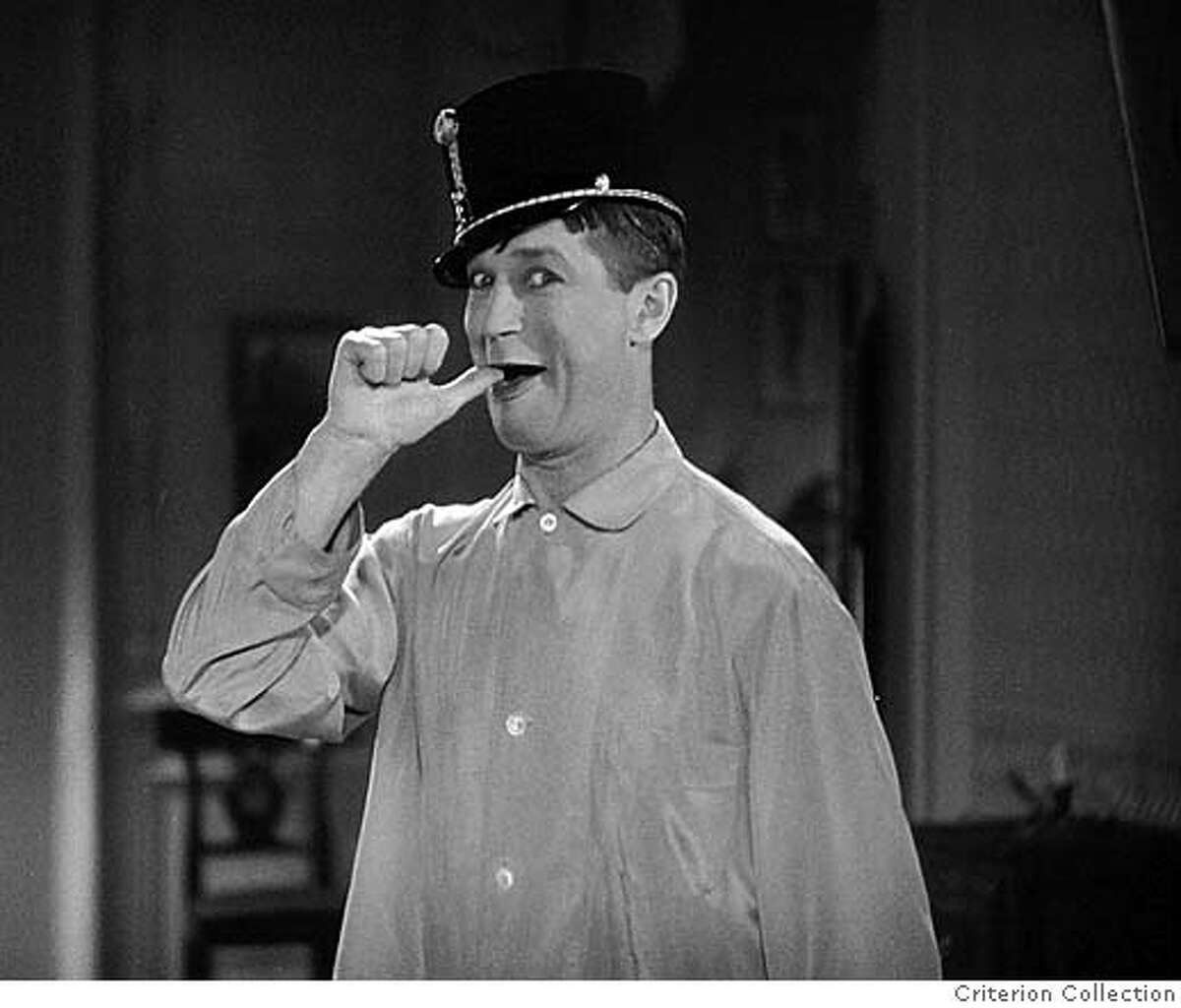 Maurice Chevalier in Ernst Lubitsch's musical "The Smiling Lieutentant" 1931