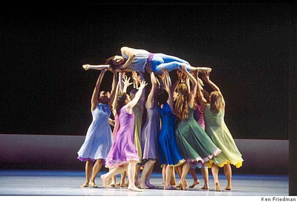 Pictured: Company members of the Mark Morris Dance Group perform L'Allegro, il Penseroso ed il Moderato at Cal Performances May 29-31, 2009.