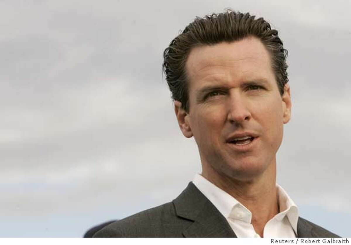 San Francisco's Mayor Gavin Newsom is seen in this November 2007 file photo, January 2 2008. Newsom, 40, and actress Jennifer Siebel are engaged to be married, a mayor's spokesman said. REUTERS/Robert Galbraith (UNITED STATES) 0