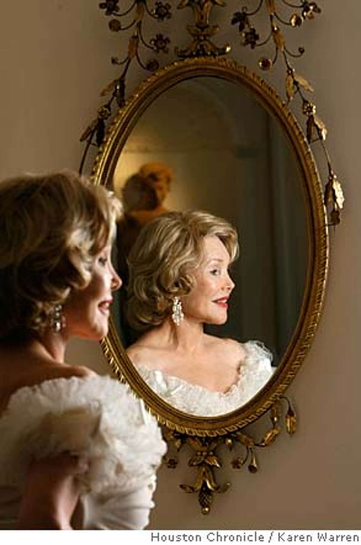 Joanne Herring, a Houston socialite who is also a political operative and will be portrayed by Julia Roberts in a movie called "Charlie Wilson's War", coming out later this year. Herring was photographed at her Houston home, Tuesday, January 30, 2007. (Karen Warren/ Houston Chronicle) DIGITAL IMAGE: MANDATORY CREDIT