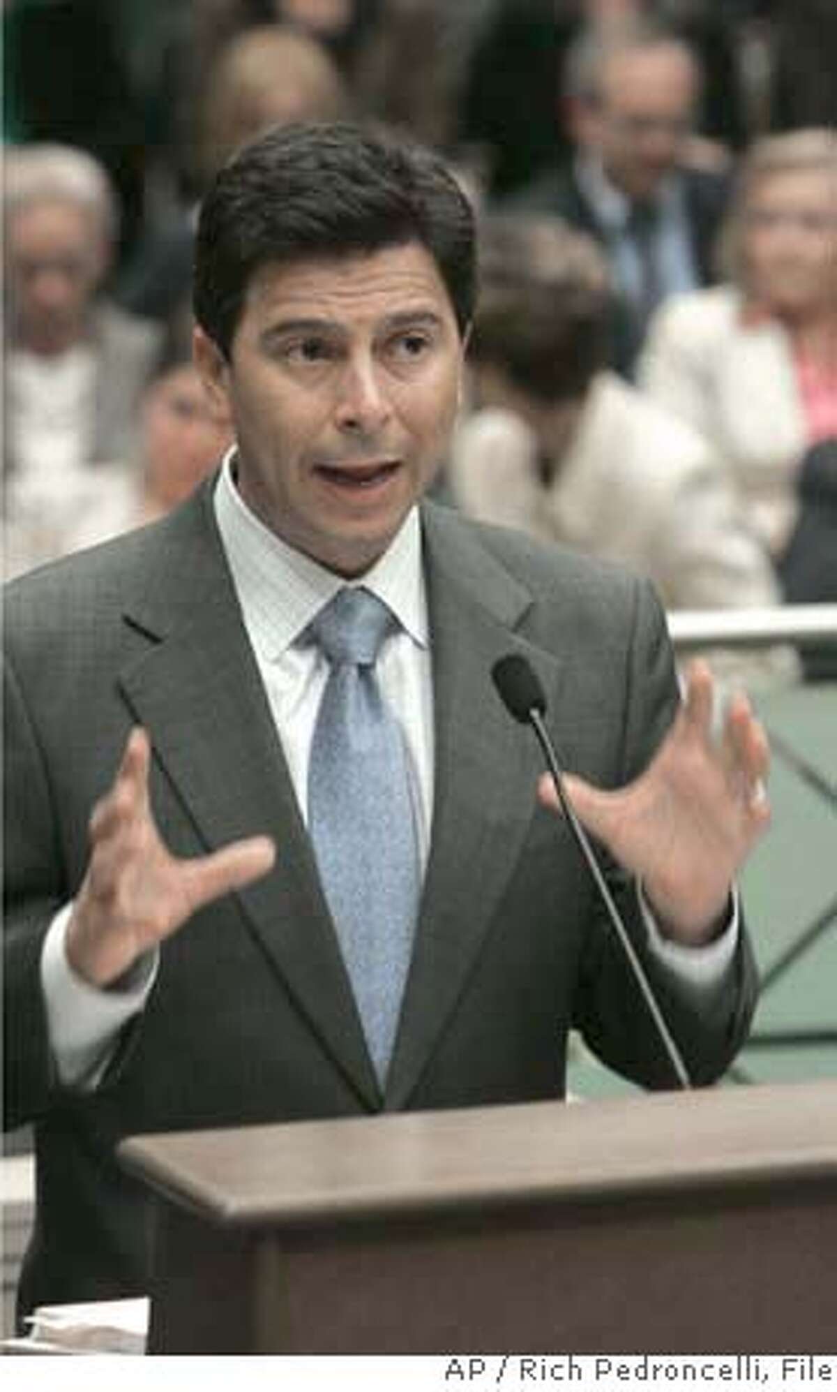 Assembly Speaker Fabian Nunez, D-Los Angeles, gestures as he discusses health care reform before the Assembly Health Committee at the Capitol in Sacramento, Calif., Wednesday, Oct. 31, 2007. The committee held a special session informational hearing to discuss Gov. Arnold Schwarzenegger's revised health care plan.(AP Photo/Rich Pedroncelli) Ran on: 11-09-2007 Ran on: 11-09-2007