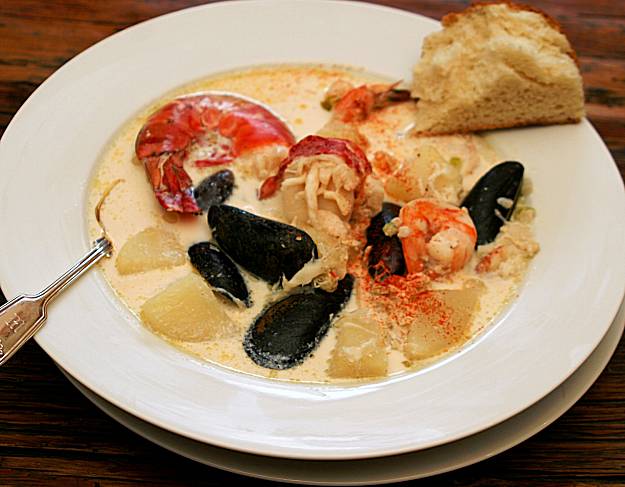 South to North: Seafood chowder, Patricia's way